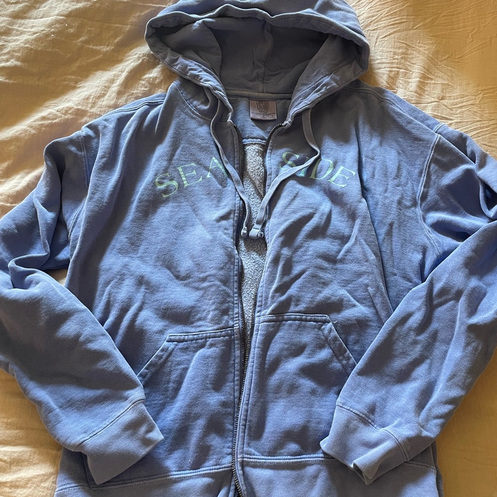 Seaside, comfort colors size large zip up sweatshirt!